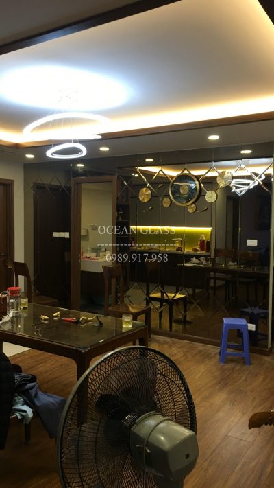 Gương dán tường, gương trang trí, gương ghép , gương bỉ, gương ocean glass, gương dán tường bàn ăn, gương bàn ăn, gương phòng khách